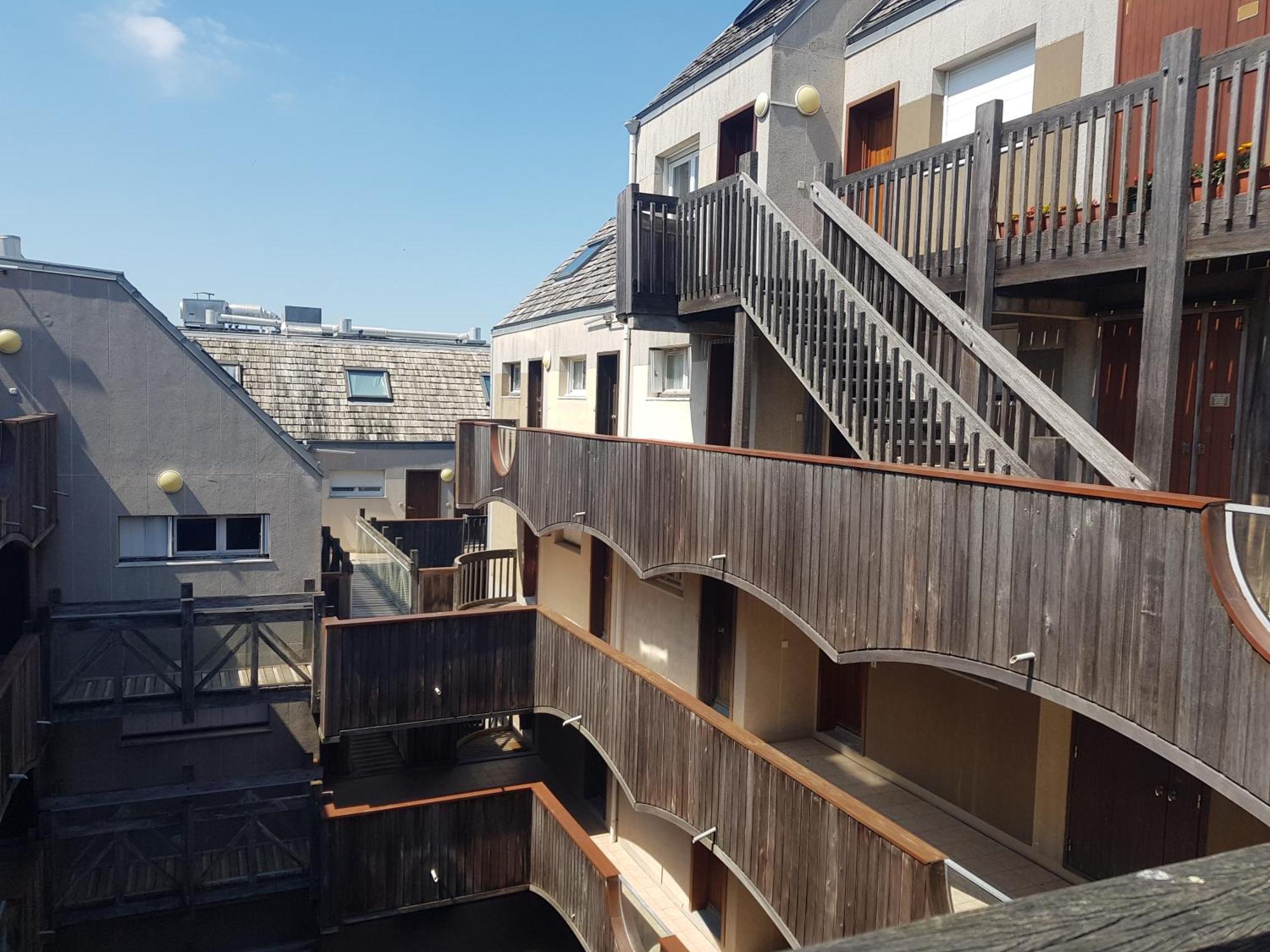Vue Mer Et Parking Ла-Рошель Экстерьер фото