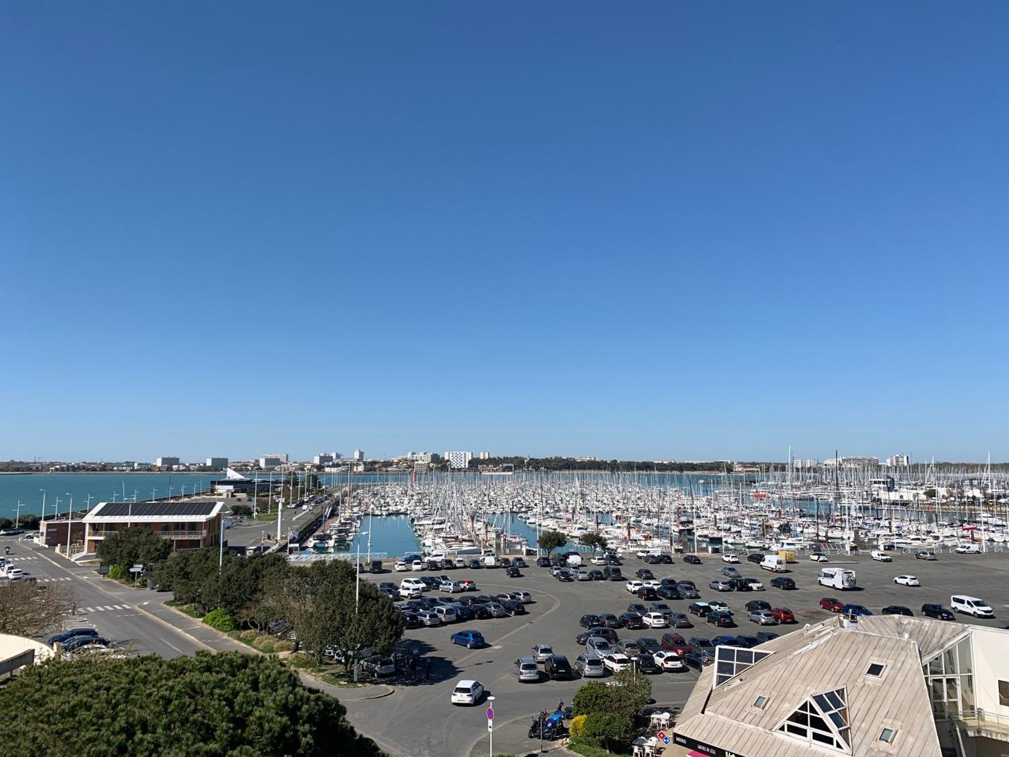 Vue Mer Et Parking Ла-Рошель Экстерьер фото